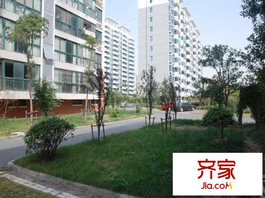 美麗新世界外景圖