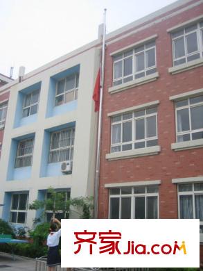 海岸華府周邊配套之青島汾陽(yáng)路小學(xué)