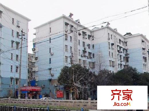 西一新村外景圖