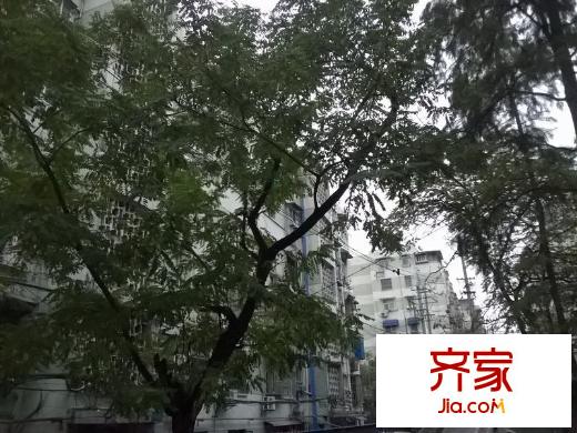 場(chǎng)門(mén)口小區(qū)
