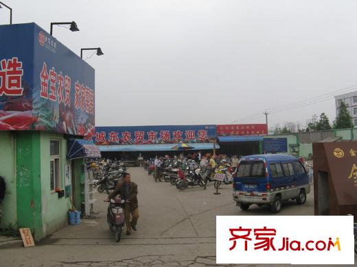 嘉順時(shí)代廣場配套圖項(xiàng)目東側(cè)農(nóng)貿(mào)市場