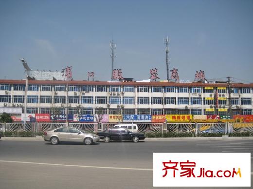 明發(fā)城市廣場配套圖項目對面服裝城