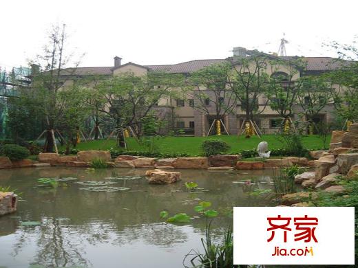 御江金城實(shí)景圖中心水景（2010.7）