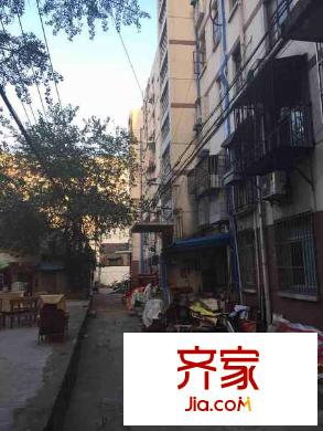 鎮(zhèn)江路小區(qū)外景圖