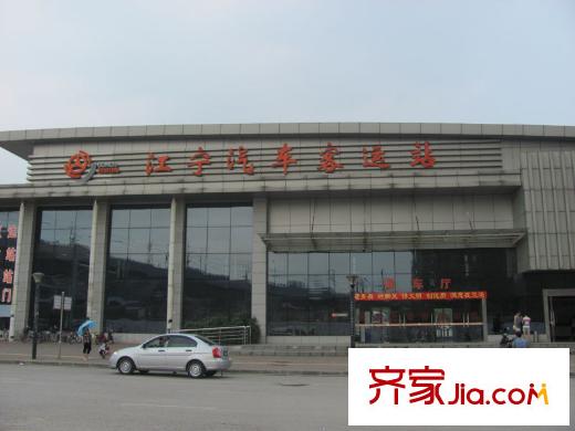 城市之光國際公寓配套圖距離項(xiàng)目100米客運(yùn)站（2012-7-11）