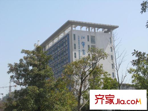 廣博苑配套圖東側(cè)50米江寧高級中學(xué)（2010.5）