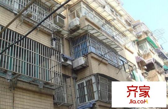 上海路外景圖