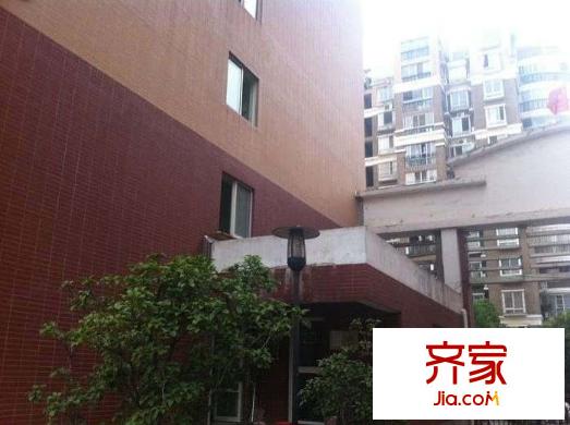 托樂嘉單身公寓外景圖 