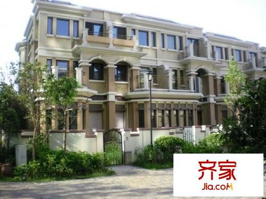 中海凱旋門外景圖  