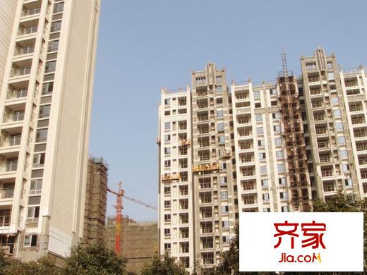 融僑世家外景圖04幢施工（2011.12）