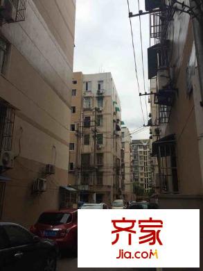 和燕路小區(qū)外景圖