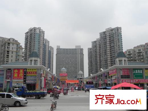明發(fā)濱江新城一期配套圖281號(hào)公寓樓下商業(yè)街