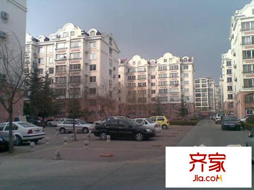 馨苑小區(qū)外景圖 