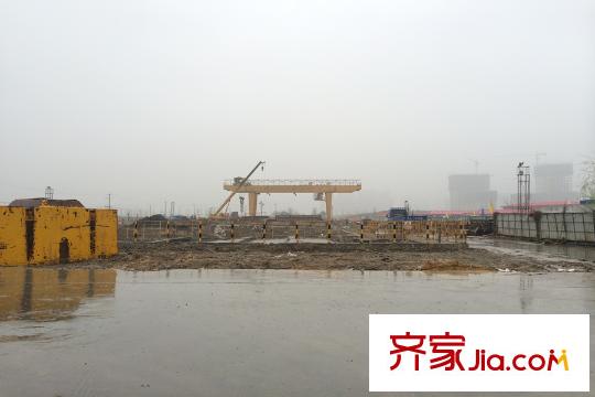 五礦崇文金城周邊寧和城際地基在建中