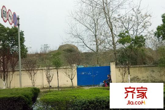 香港嘉華G68地塊工地圍墻（2015-03-23）