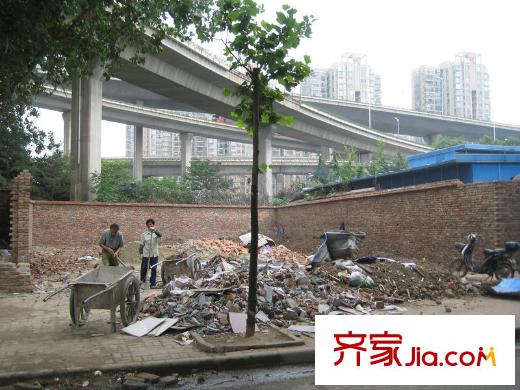 贊成領尚項目西側200米處垃圾中轉站