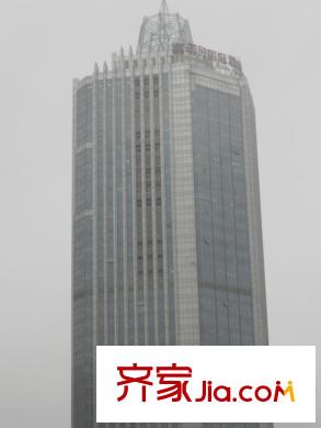 雨潤國際廣場項目南側(cè)100米處的國貿(mào)酒店（2012.12）