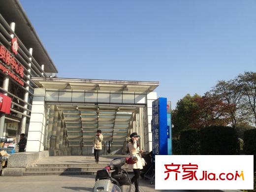 酈城御園西側(cè)地鐵口（2012.11）