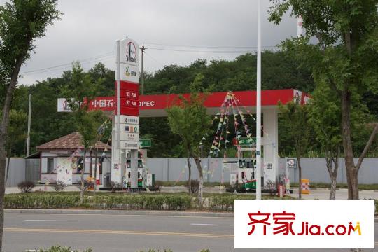 東墅山莊英郡華府項(xiàng)目附近加油站