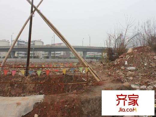 金輕鄭和南路地塊現(xiàn)場(chǎng)工地（2013-02-01）