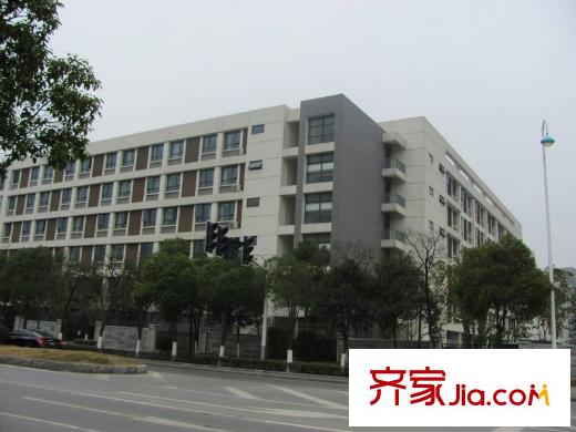 奧體月安街項目奧體月安街上中華中學(xué)（2012.11）