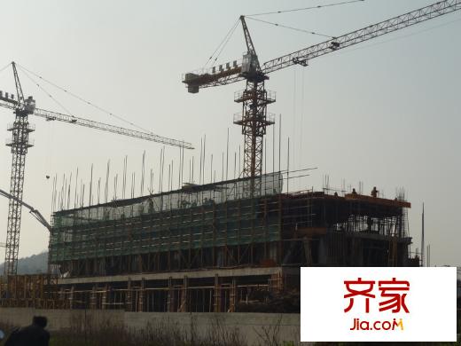 星葉楓情水岸項(xiàng)目施工現(xiàn)場（2013.3.21）