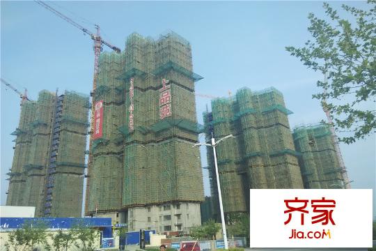 紫金上品苑在建樓棟（2015-04-23）