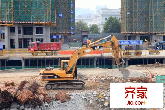 金隅紫京府地基在建中（2015-10-26）