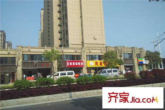 華潤幸福里臨近售樓處的社區(qū)商業(yè)