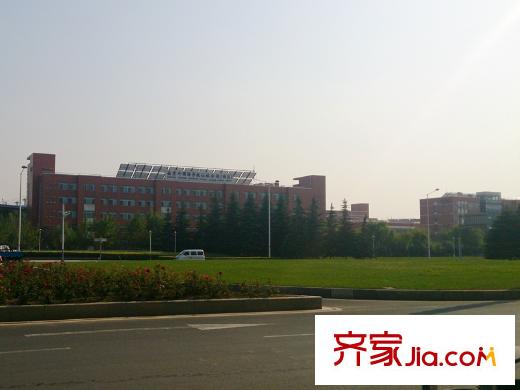 星葉羊山湖花園項(xiàng)目西面南京外國(guó)語學(xué)校仙林分校