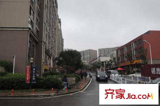 銀億東城周邊配套