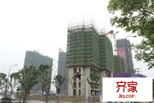 升龍?zhí)靺R工地實(shí)景（2015-6-23）  