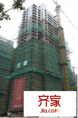 金地湖城藝境在建樓棟（2015-7-13）