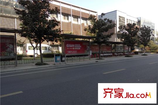 中天銘廷項(xiàng)目周邊公交站（2015-9-16）
