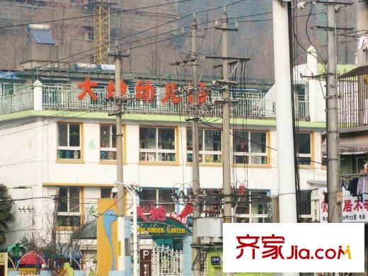 金陵雅頌居項目對面幼兒園（2013-01）