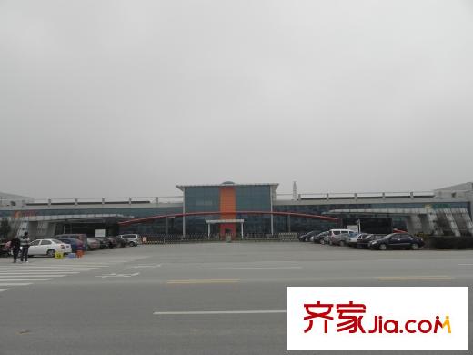 復(fù)地朗香別墅南面50米工廠