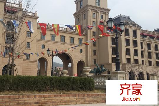 新湖仙林翠谷小區(qū)入口（2015-03-30）