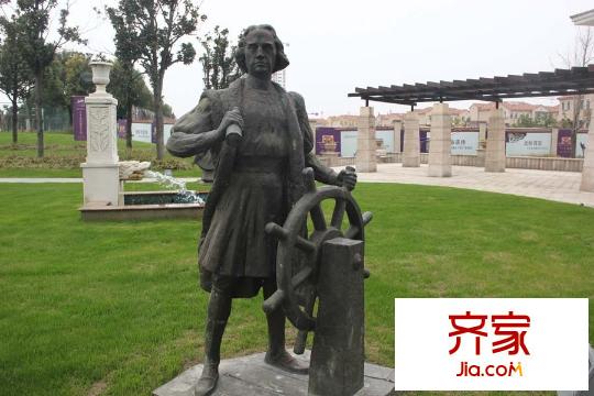 明月天瓏灣小區(qū)內雕塑（2015-3-11）