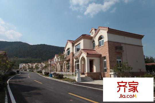 碧桂園如山湖城項(xiàng)目內(nèi)部景觀（2011-10-12）