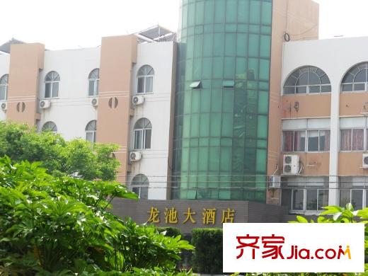 冠城大通藍(lán)郡項(xiàng)目西200米龍池大酒店（2012.5.4）