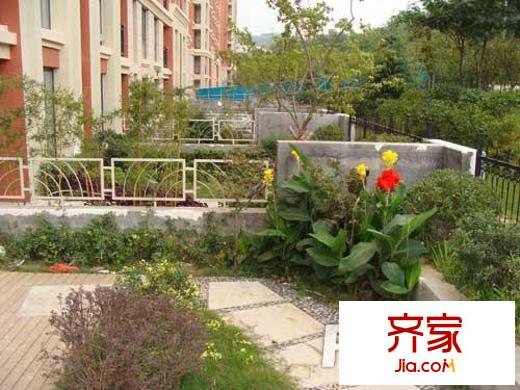 潤發(fā)湖畔雅居外景圖 