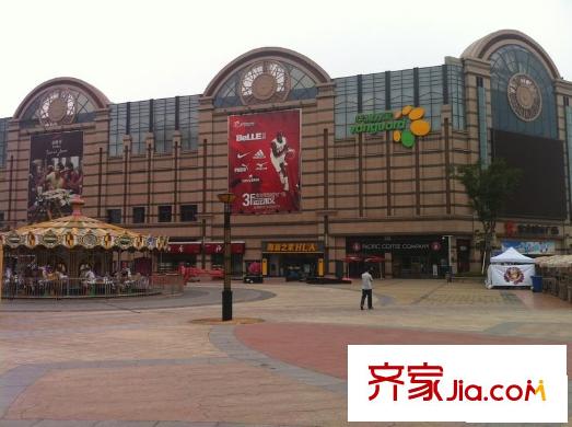 海爾鼎世華府周邊配套之寶龍城市廣場(chǎng)