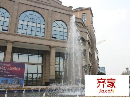 樹(shù)高威尼斯城售樓部噴泉圖