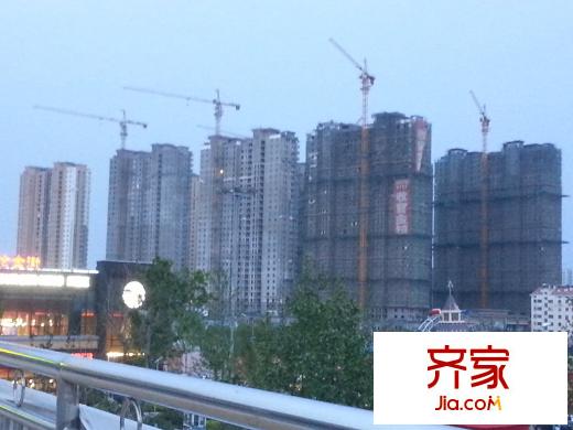 李滄萬達(dá)廣場外景圖二期悅公館實(shí)景圖（2014-5-3）