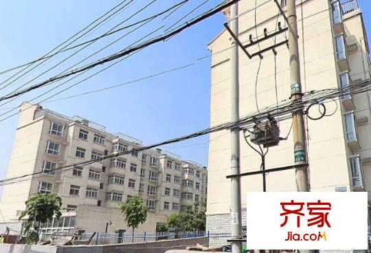 警苑小區(qū)外景圖5