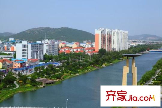 楚河花園向南50米楚河風光帶
