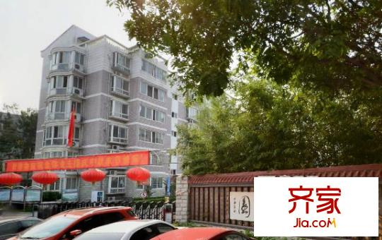 好萊花園外景圖1