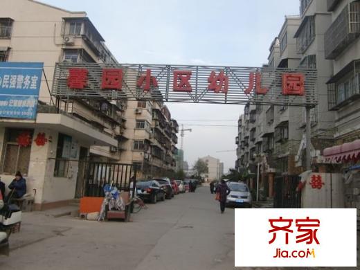 馨園小區(qū)外景圖 
