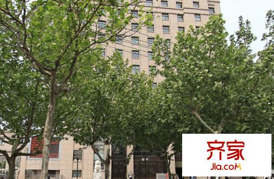 中級(jí)法院宿舍外景圖1