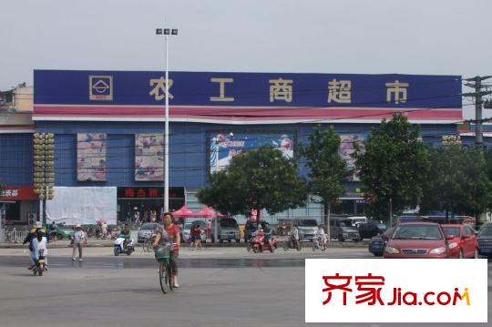 蘋果新天地配套圖向南約2300米農(nóng)工商超市